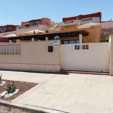 Casa Lily كاليتا ذي فوستي