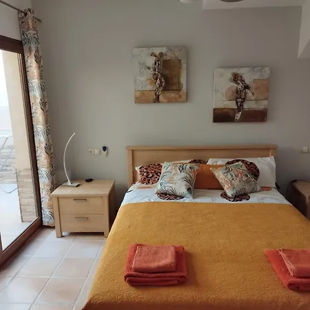 Casa Lily Vila *
